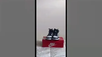 Unbox high nike dunks with me. Navy blue🦕🥣🛋🥿 #fashion #fyp #jordan #dunks #trending