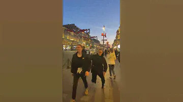3 новинки в цвете Very Peri из натуральной кожи