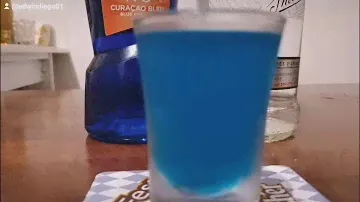 MARIE BRIZARD BLUE CARACAO SHOTS