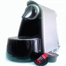 Капсульная кофеварка Lavazza BLUE CN-Z0104LB